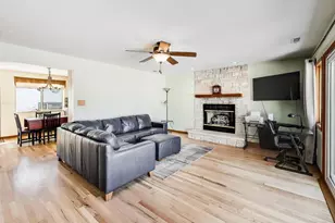 37464 N Terrace Ln, Spring Grove, IL 60081 - Photo 3