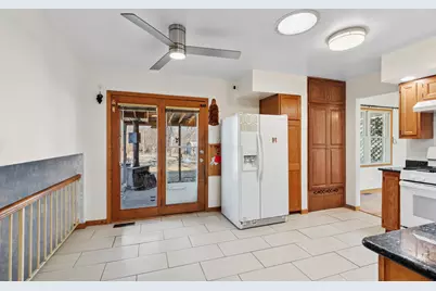 3900 W 155th Street, Markham, IL 60428 - Photo 7