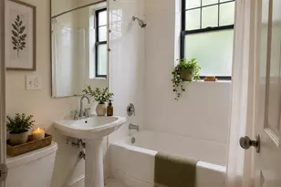 1128 W Pratt Blvd, Chicago, IL 60626 - Photo 9