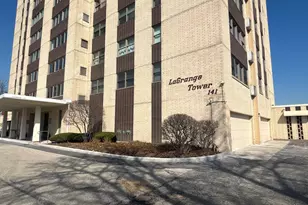 141 N La Grange Rd, La Grange, IL 60525 - Photo 1