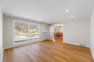 20836 N Catalpa St, Deerfield, IL 60015 - Photo 7