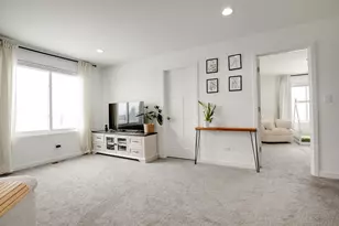 1021 Gillespie Ln, Yorkville, IL 60560 - Photo 13