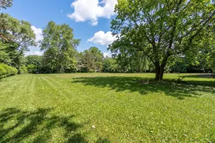 1602 Brittany Ln, Long Grove, IL 60047 - Photo 29