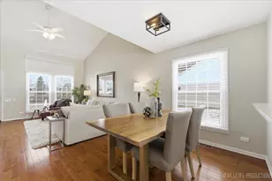 1710 Coach Dr, Naperville, IL 60565 - Photo 15