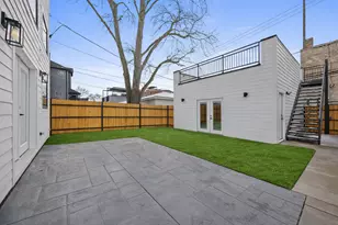 2323 W Farragut Ave, Chicago, IL 60625 - Photo 45