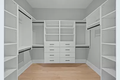 2323 W Farragut Avenue, Chicago, IL 60625 - Photo 31