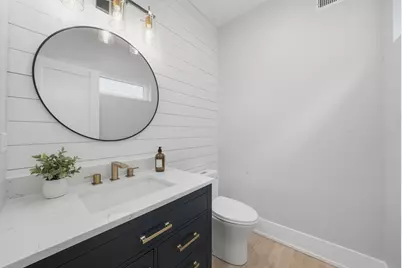 2323 W Farragut Avenue, Chicago, IL 60625 - Photo 27