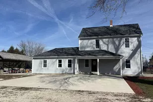 303 E Depot St, Creston, IL 60113 - Photo 1