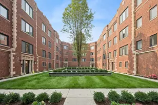 1331 W Estes Ave, Chicago, IL 60626 - Photo 3