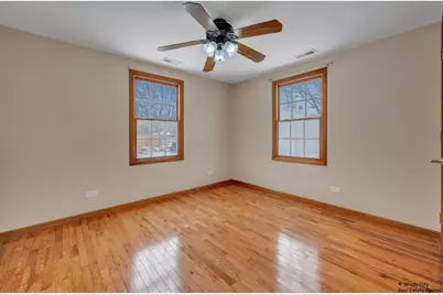 521 Spring Avenue, South Elgin, IL 60177 - Photo 7