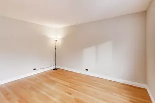 9420 Bay Colony Dr, Des Plaines, IL 60016 - Photo 15