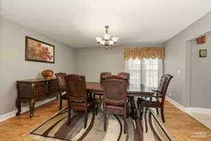 2499 Quail Ct, Aurora, IL 60502 - Photo 9