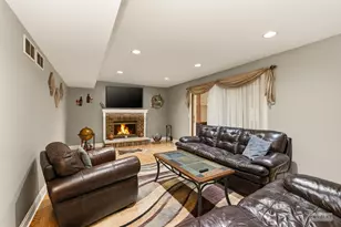 2499 Quail Ct, Aurora, IL 60502 - Photo 17