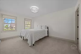 826 S Charles Ave, Naperville, IL 60540 - Photo 23