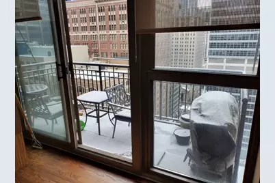 212 W Washington Street #1805, Chicago, IL 60606 - Photo 7