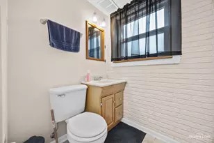 1321 Hampton Ln, Schaumburg, IL 60193 - Photo 25