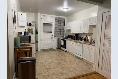 1130 W Pratt Boulevard #1N, Chicago, IL 60626 - Photo 9