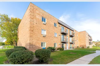 [Address not provided], Carol Stream, IL 60188 - Photo 11