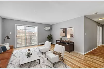 [Address not provided], Carol Stream, IL 60188 - Photo 1