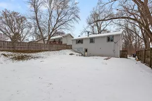 5615 Bunny Ave, McHenry, IL 60051 - Photo 27