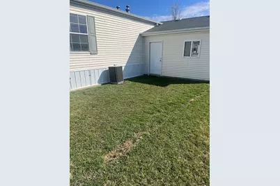 667 Aspen Drive, Manteno, IL 60950 - Photo 3