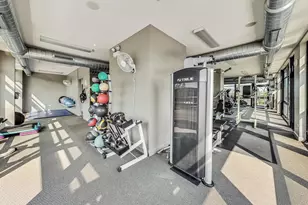 1000 W 15th St, Chicago, IL 60608 - Photo 27