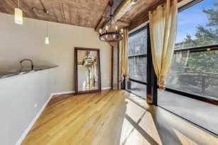 1000 W 15th St, Chicago, IL 60608 - Photo 9