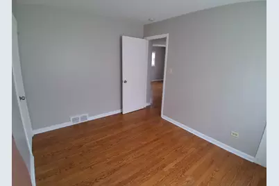 17333 Roy Street, Lansing, IL 60438 - Photo 7