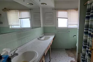 303 Jackson St, Park Forest, IL 60466 - Photo 11