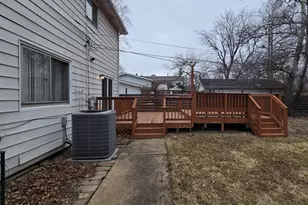 303 Jackson St, Park Forest, IL 60466 - Photo 15