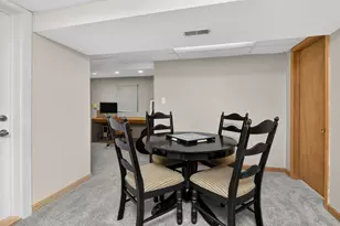 853 Bonnie Brae Ln, Bolingbrook, IL 60440 - Photo 23