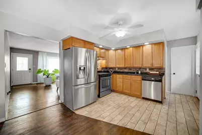 17509 Maple Avenue, Lansing, IL 60438 - Photo 3