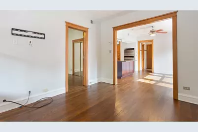 3338 N Wolcott Avenue #1, Chicago, IL 60657 - Photo 9