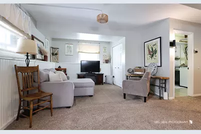 503 E Lake Avenue, Round Lake Beach, IL 60073 - Photo 15