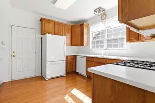 311 Edgewood Dr, Minooka, IL 60447 - Photo 7