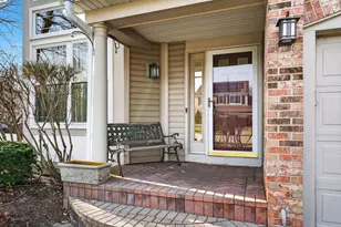 685 E Thornhill Ln, Palatine, IL 60074 - Photo 3