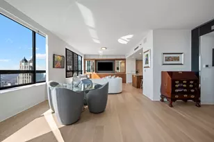 180 E Pearson St, Chicago, IL 60611 - Photo 7