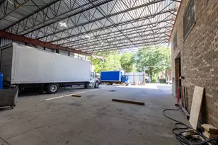 4821 W Cortland St, Chicago, IL 60639 - Photo 11