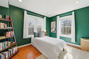 132 Clyde Ave, Evanston, IL 60202 - Photo 11