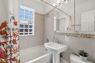 132 Clyde Ave, Evanston, IL 60202 - Photo 13