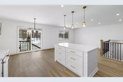 1006 Foxworth Boulevard, Lombard, IL 60148 - Photo 11