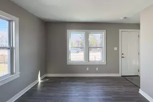 2817 9th St, Rockford, IL 61109 - Photo 9