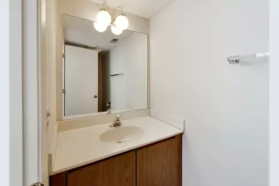 640 Sturnbridge Lane, Schaumburg, IL 60173 - Photo 15