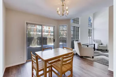 640 Sturnbridge Lane, Schaumburg, IL 60173 - Photo 11