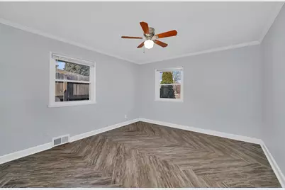 1616 Mayfield Avenue, Joliet, IL 60435 - Photo 31