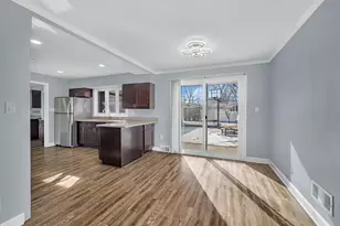 1616 Mayfield Ave, Joliet, IL 60435 - Photo 11