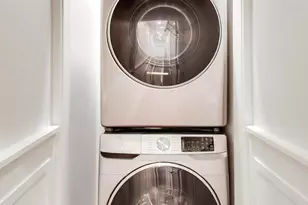 2435 W Belmont Ave, Chicago, IL 60618 - Photo 19