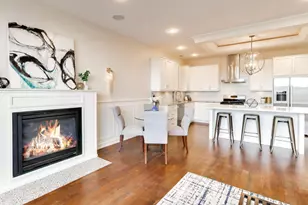 2435 W Belmont Ave, Chicago, IL 60618 - Photo 5