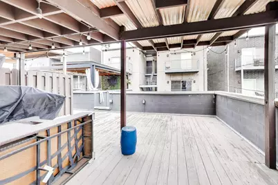 2435 W Belmont Avenue #2E, Chicago, IL 60618 - Photo 15