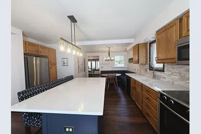 1225 Eustace Drive, Dixon, IL 61021 - Photo 9